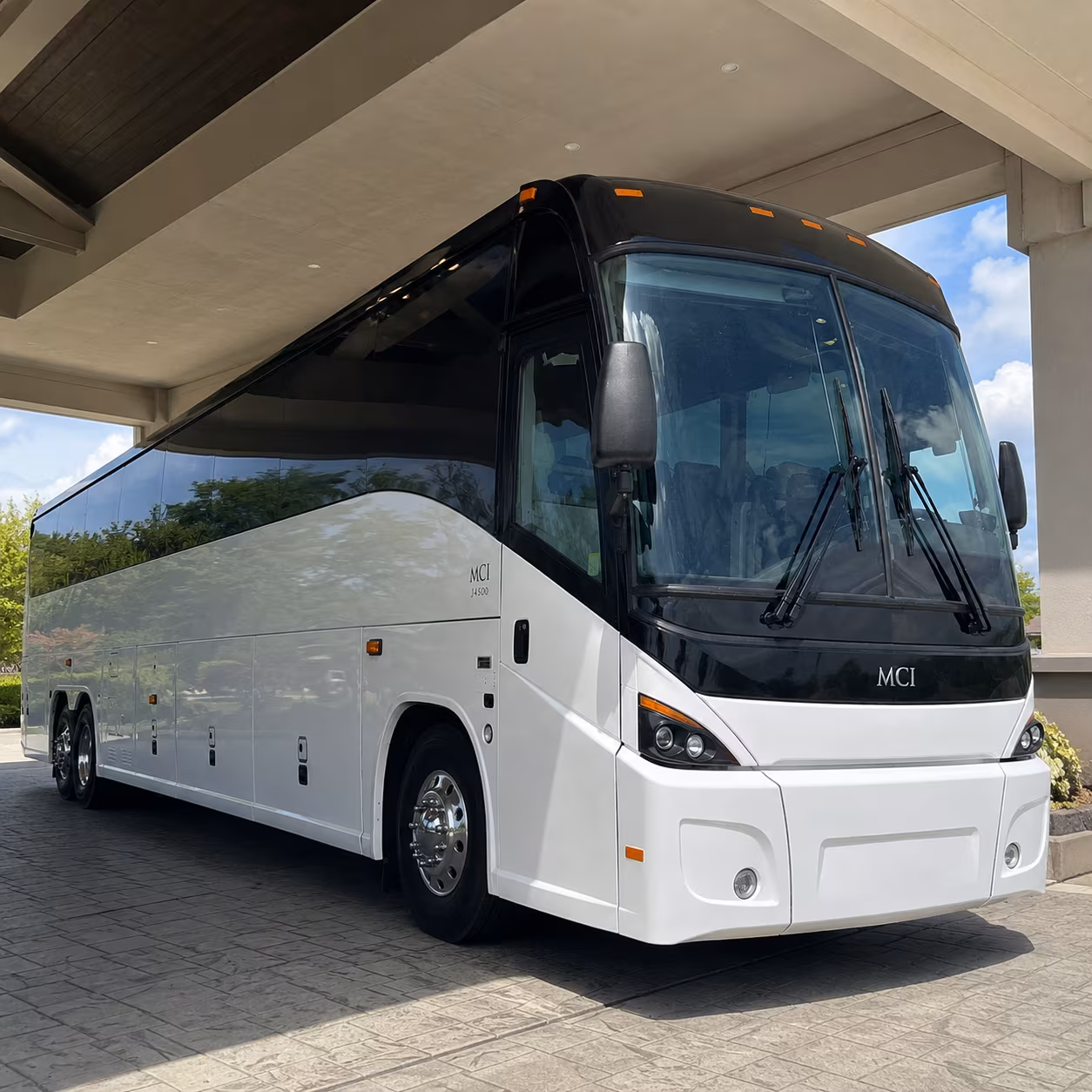 shift change shuttle buses for wyoming s industrial and warehouse employers